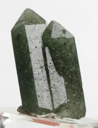 6.  2g Natural Green Quartz Crystal Mineral Samples In Inner Mongolia,  China