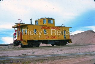Slide Up 25183 Caboose Weco4 Union Pacific 1976