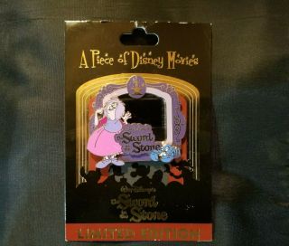 Podm Piece Of Disney Movies Pin - Sword In The Stone Le