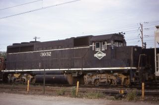 Slide Ic Illinois Central Gp40 3032 In Black Paint - 1972