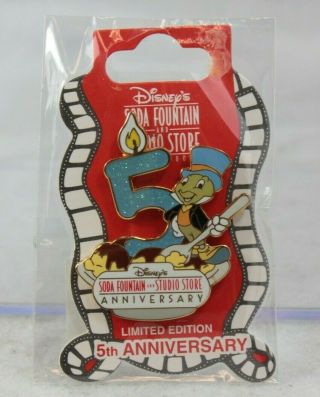 Disney Dsf Dssh Studio Store Le 300 Pin 5th Anniversary Jiminy Cricket