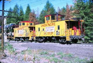 Slide Up 25494/25529 Caboose P Union Pacific 1977 Chevy Pick Ups