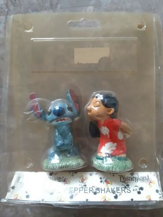 Disney Lilo And Stitch Salt And Pepper Shakers Disneyland Resort Collectibles