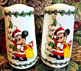 Vintage Mickey Mouse And Minnie Mouse Christmas Salt And Pepper Shakers