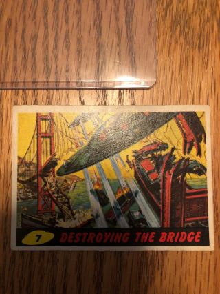 1962 Topps Bubbles Mars Attacks Card 7 Destroying The Bridge