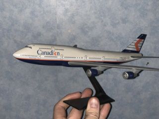 Canadian Airlines 1/250 Scale Boeing 747 - 400 Plastic Model Plane - Unboxed