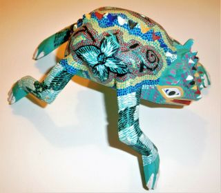 Signed Pepe Santiago Oaxacan Folk Art Hand Carved & Painted Horned Toad Frog