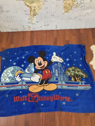Disney Parks Mickey Mouse Baby Blanket Blue 100 Polyesters 62 " X40 "