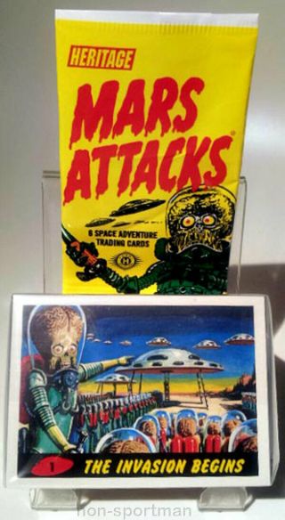Mars Attacks Topps Heritage Set Of 55 Cards & Wrapper