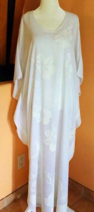 Hans Jutte White Hawaiian Dress Caftan Hibiscus Hawaiian Vintage Muumuu Batwing