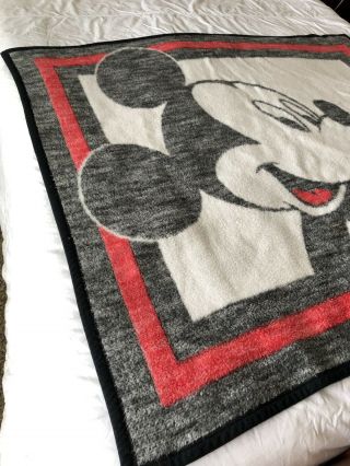 Vtg BIEDERLACK OF AMERICA Disney MICKEY MOUSE Acrylic Throw Blanket 47 