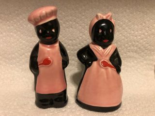 Vintage Black Americana Aunt Jemima Chef Salt Pepper Shakers W/pink Clothing
