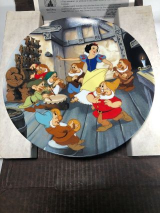 Knowles Collector Plate Walt Disney The Dance Of Snow White And The Seven Dwarfs