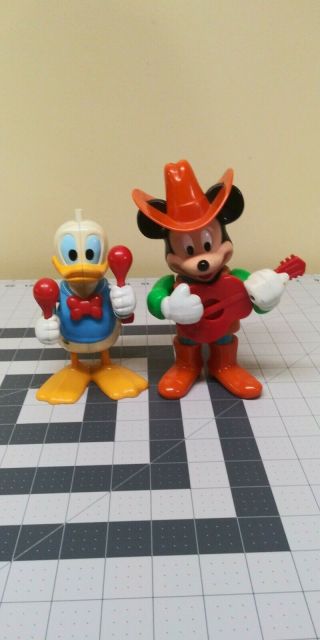 Vintage Walt Disney Cowboy Mickey Mouse & Donald Wind - Up Strum 