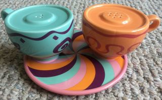 Disney Salt & Pepper Shaker Set Teacup Cup & Saucer Ride Alice In Wonderland Exl