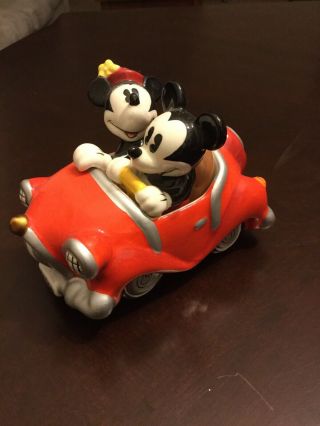 Disney Parks Mickey and Minnie Mouse Retro Salt and Pepper Shaker Set Car 2