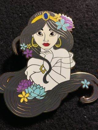 Disney Character Fantasy Pin Princess Jasmine Aladdin Black & White Art Series