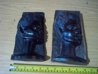 TWO ANTIQUE VINTAGE AFRICAN WOMENS HEADS HAND CARVED LIGNUM VITAE WOOD 2