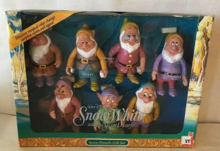 Walt Disney’s Snow White & The Seven Dwarfs Gift Set Color Changing Mattel 5278