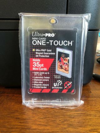 Ultra Pro One - Touch Mini Card 35 Point Card Holder