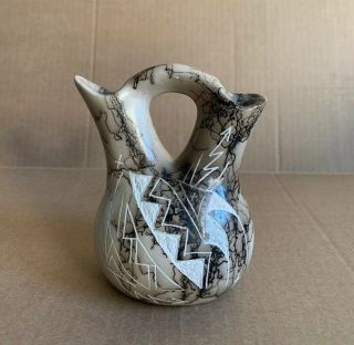 Signed ”s,  Smith Navajo” Native American Handmade Pottery Wedding Vase 5 5/8”tall