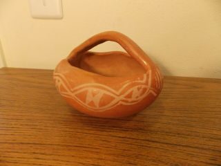 Antique Native American San Ildefonso Pueblo Hand Coiled Handled Basket Pot 7 "
