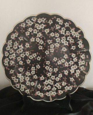 Vintage Gold Imari Hand Painted Plate Diameter 12 Inches.  H.  1.  5 Inches.  Unusual