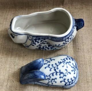 Chinese Porcelain Blue and White Bunny Rabbit with Removable Lid Trinket Dish 5