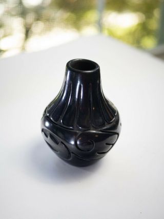Stella Chavarria Santa Clara Native American Pueblo Pottery Carved Vase