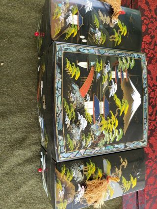 Vintage Japanese Black Lacquer Musical Jewelry Box with jewelry 6