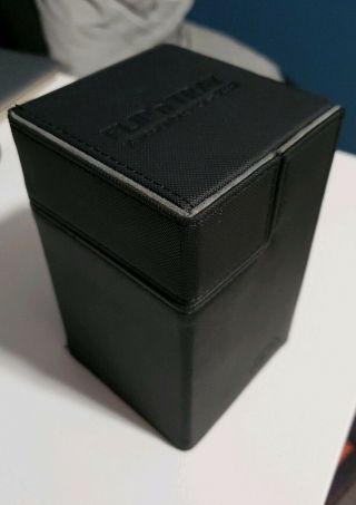 Ultimate Guard Black 100,  Xenoskin Flip N Tray Deck Case