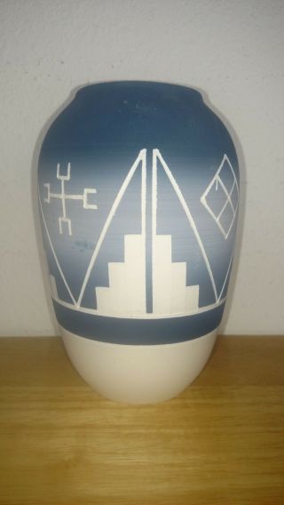 Sioux Pottery Vase By L.  Conroy Signed Blue And White - 7 In High