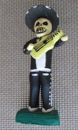 Vtg Mexican Day Of The Dead Mariachi Player With Guitar Hand Made Clay Figurine