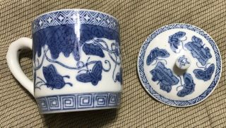 White & Blue Porcelain Butterflies Tea Cup With Lid Mug