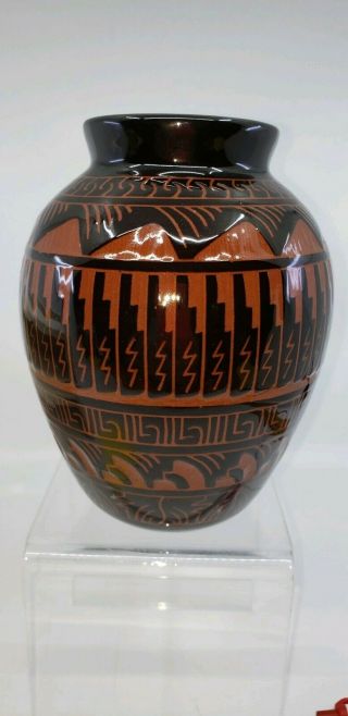 Native American Navajo Signed Artist Pottery Vase 2007yr
