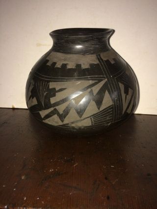 Vintage Mata Ortiz Casas Grande Black Incised Large Vase Mexico