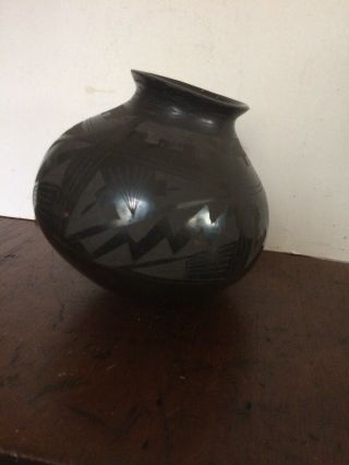 Vintage Mata Ortiz Casas Grande Black Incised Large Vase Mexico 7