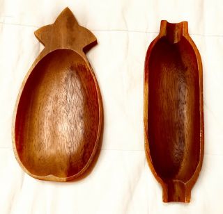 Set Of 2 Vintage Monkey Pod Wood Made In Phillipines Snack Bowls 9.  5” Long