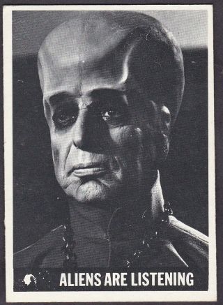 1966 Topps Lost In Space " Aliens Are Listening " 2