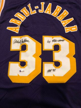 Kareem Abdul - Jabbar Autographed Lakers 6x Champs With Hof 