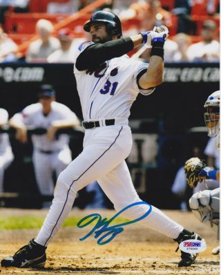 Mike Piazza Signed 8x10 York Mets Photo - Mlb Swinging Psa/dna