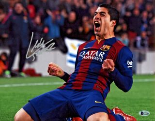 Luis Suarez Autographed Barcelona 11x14 Photo Signed Slide - Bas Beckett