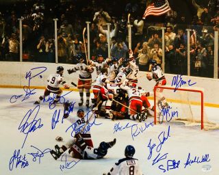 1980 Usa Hockey Team Autographed Miracle On Ice 16x20 Photo - 15 Sigs Fanatics
