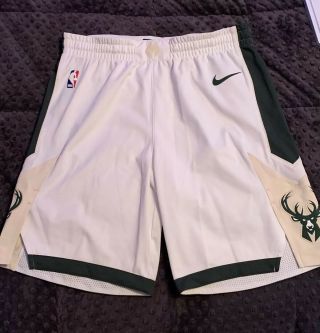 Milwaukee Bucks Authentic Shorts Game Worn Brandon Jennings Size 38