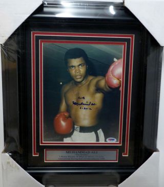 Muhammad Ali Autographed Signed Framed 8x10 Photo " Love & Date " Psa/dna G56339
