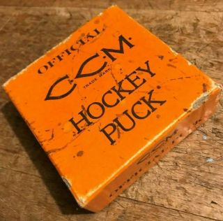 Vintage Official CCM Hockey Puck with Box Rare Old 7