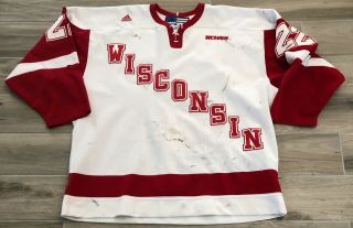 University Of Wisconsin Badgers Game Worn Hockey Jersey 22 Ben Street