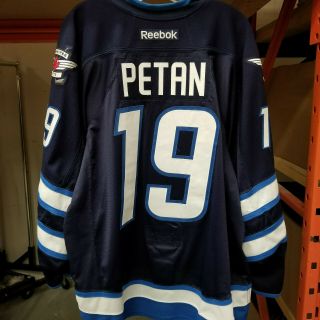 Winnipeg Jets Nhl 2016 - 17 Game Worn Navy Jersey Nic Petan 19