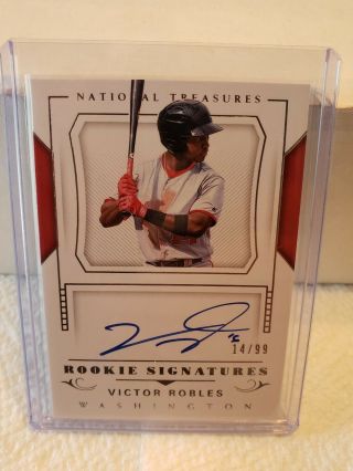 2018 National Treasures Victor Robles Rookie Auto 