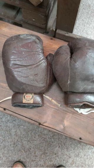 Old Antique Vintage German Boxing Gloves About 1940